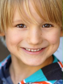 Bradley Bundlie / Syn Charlene