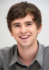 Freddie Highmore 