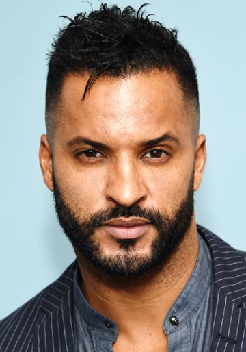 Ricky Whittle / Cień Moon