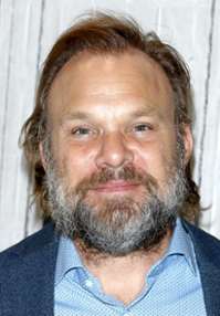 Norbert Leo Butz 
