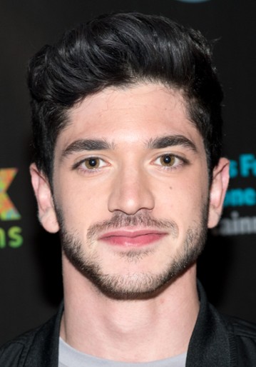 Al Calderon / Pielęgniarz Scotty Silva