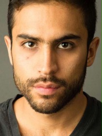 Axel Arenas / Jon&aacute;s