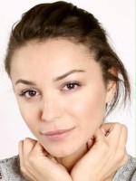 Laura Keosayan / Laura Sarkisova