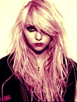 TaylorMomsen93726