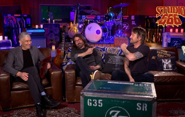 Foo Fighters opowiadają nam o horrorze "Studio 666"