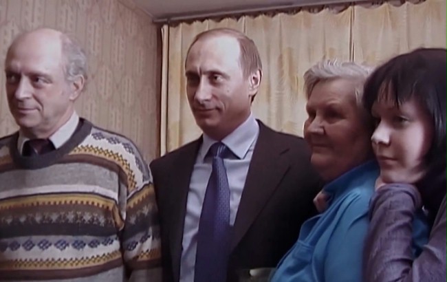 Putin odwiedza swoją dawną wychowawczynię (polski)