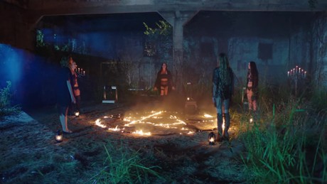 Coven - Zwiastun nr 1