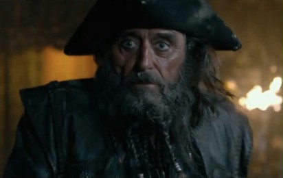 Piraci z Karaibów: Na nieznanych wodach - Fragment Jack Sparrow kontra Czarnobrony (polski)