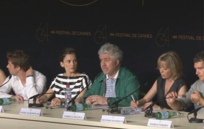 Skóra, w której żyję - Relacja wideo Almodovar w Cannes o swoim nowym filmie