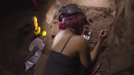 Nieznane oblicze planety: Jaskinia kości - Zwiastun nr 1