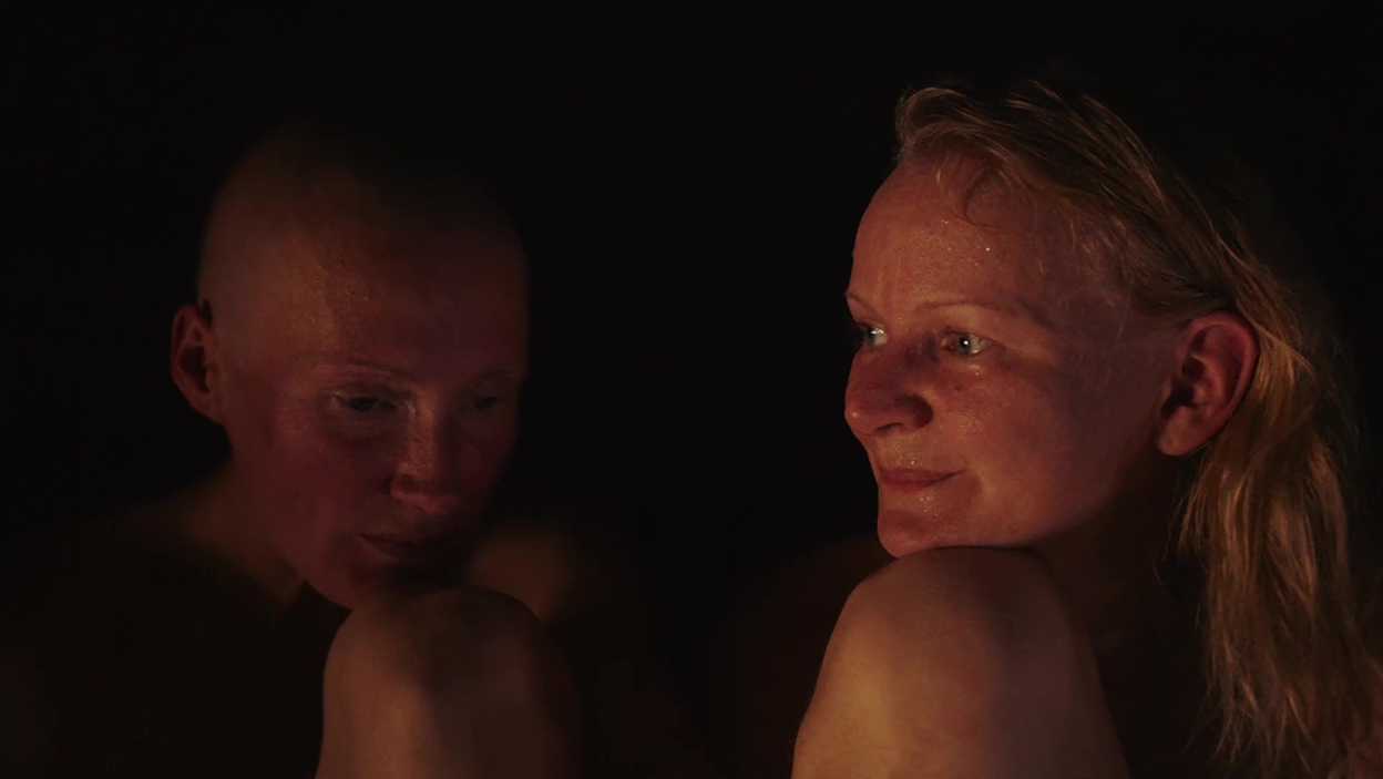 "Siostrzeństwo świętej sauny" już w kinach. Gdzie zobaczyć